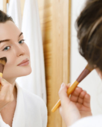 #Flawless: najbolji make-up za kožu sklonu aknama