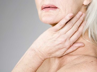 Zašto je moja koža toliko suva tokom menopauze?